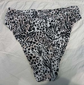 Leopard Print 34,36💛Bikini Bottom