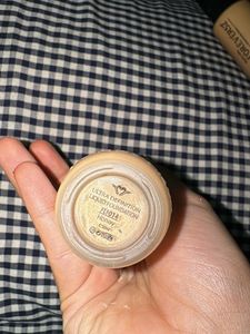 Forever 52 Ultra Definition Liquid Foundation