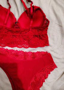 Red Lace Bralette with beautiful brief 👍