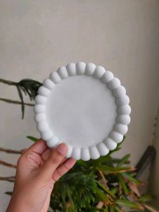 Decorative Round Display Plate