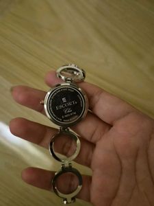 Anti Tarnish Women's Watch with Circular Links