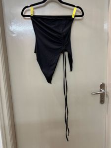 Chic Ruched Tube Black Top