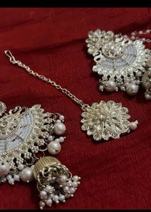 Exquisite Pearl &amp; Silver Jhumka Set