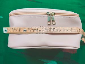 Bow Vanity Bag Very Spacious And Big 💗