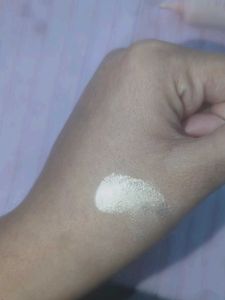 Behave Queen Highlighter