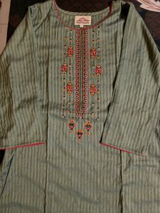 Elegant Striped Kurta with Embroidery