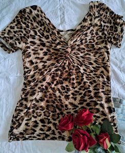 Leopard Print Twist-Front Tee