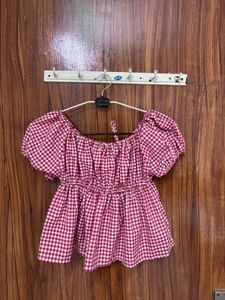 Chic Red Gingham Puff Sleeve Top