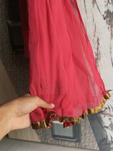 Elegant Pink Dupatta with Golden Border