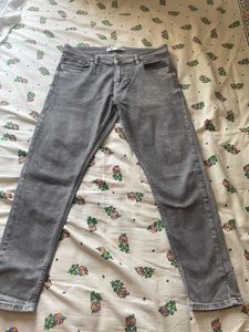 zara Men's Casual Knit Sweater and jeans