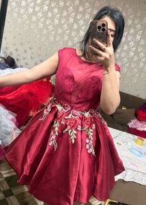 Stunning Red Embroidered Party Dress❤️🦋🎀