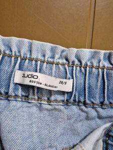 Light Wash High Waisted Jeans