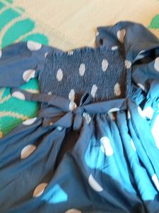 Chic Polka Dot Smocked Dress