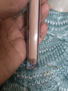 Faces Canada Concealor ( Caremal Crunch )
