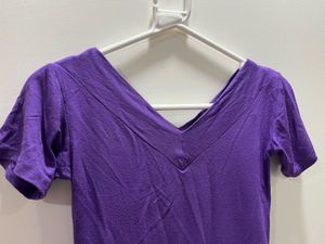 Purple 2000s coded V-Neck Top