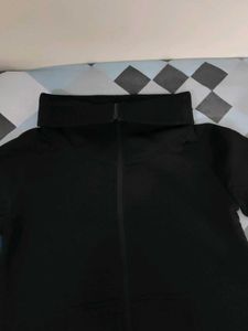 Multistyling Collar HRX Black Jacket