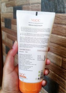 Combo Of 2 VLCC Serum Facewash 300ml