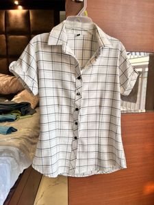 Women's Plaid Short-Sleeve Shirt