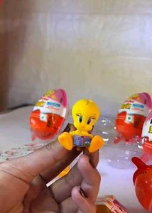 Kinder Surprise Tweety Toy