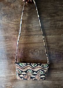 Stylish Snake Print Clutch