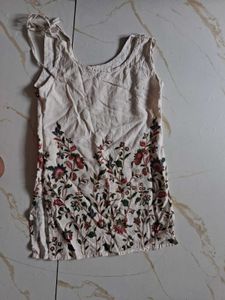 Boho Floral Print Sleeveless Kurta Top