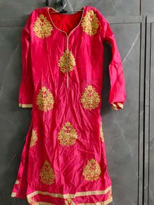 Beautiful Pink Kurta with Gold Embroidery