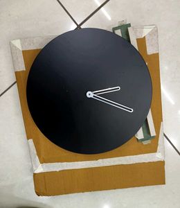 WALL CLOCK UNUSED