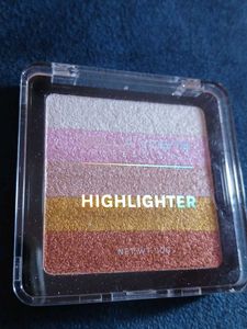 Bella Voste Highlighter