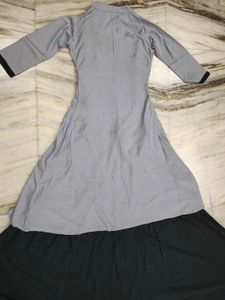 Stylish Grey &amp; Black Kurta Set