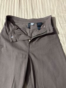 Stylish Women's brown  jeans