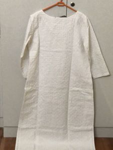 Elegant White Chikankari Kurta