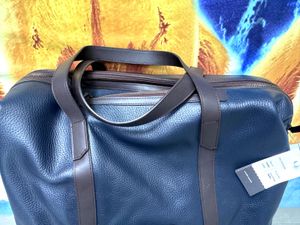Stylish Navy Leather Duffle Bag