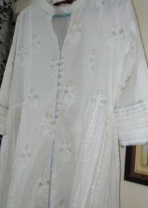 Women's Sangria White Kurti Set