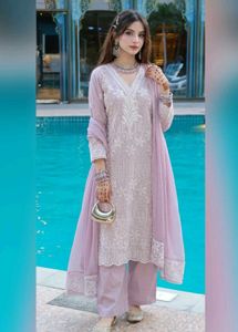 Beautiful pakistani kurta set