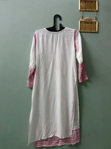 White &amp; Pink Chikankari Kurta