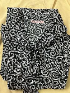 Stylish Black &amp; White Printed Kurta