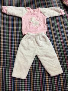 Winter Sale🎉🎉🎉🎉 For 6 to 12 month babies ( BUY ANY SET IS JUST RS 100)
