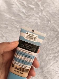 Lakme 9 to 5 Hya Skin Tint