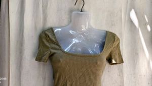 Ribbed Square Neck Cropped Top
