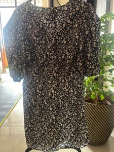Chic Floral Print Mini Dress