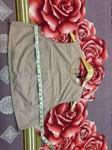 H&amp;M Sleeveless Cropped Top