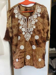 Embroidered Tie-Dye Kurta