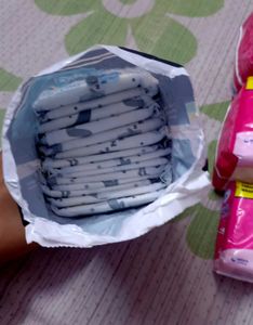 Sanitary Pads Bundle -  Sofy + whisper &amp; 4 freebie