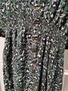 Stylish Green Printed Button-Up Dress
