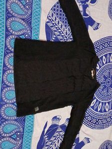 Elegant Black top