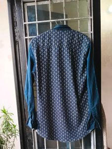 Beautiful Light Winter Shirt