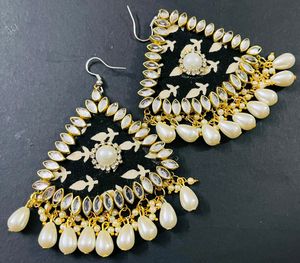 Fancy Party Wear Have Long Size Earrings All' Colo