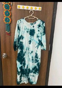 TIE -DYE kurta with embroidery