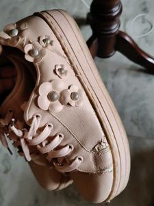 Heavy Shoes