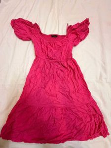 puff sleeves dress